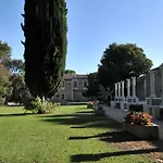 Domaine Du Grand Malherbes 3*