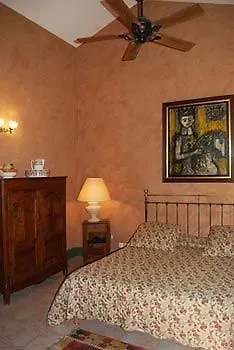 Hotel Domaine Du Grand Malherbes Aimargues