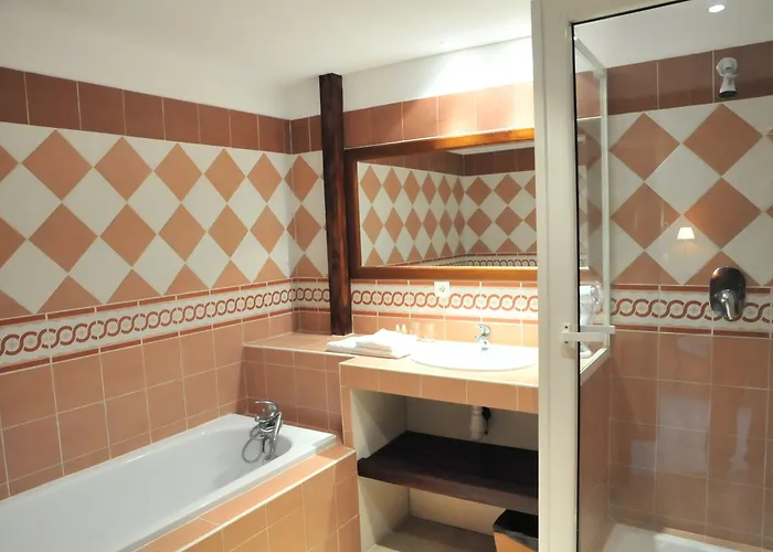 Hotel Domaine Du Grand Malherbes Aimargues