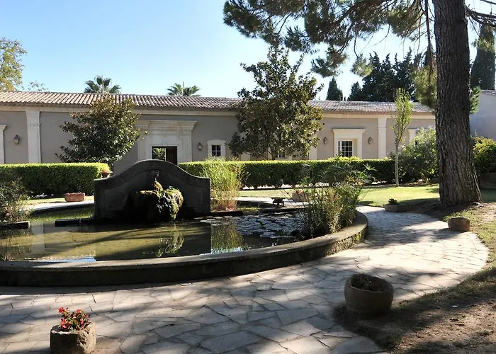 Hotel Domaine Du Grand Malherbes Aimargues