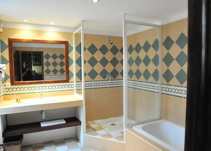 Hotel Domaine Du Grand Malherbes